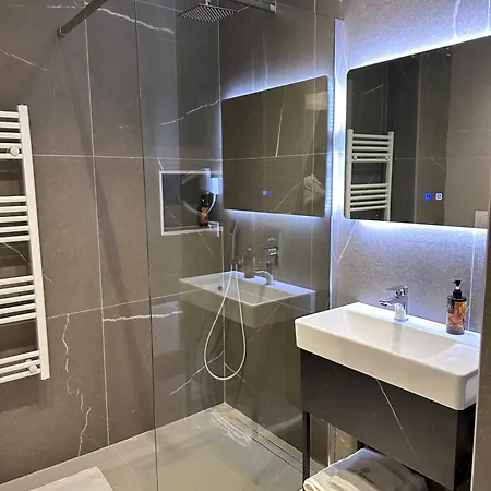 Art Πανσιόν 3*